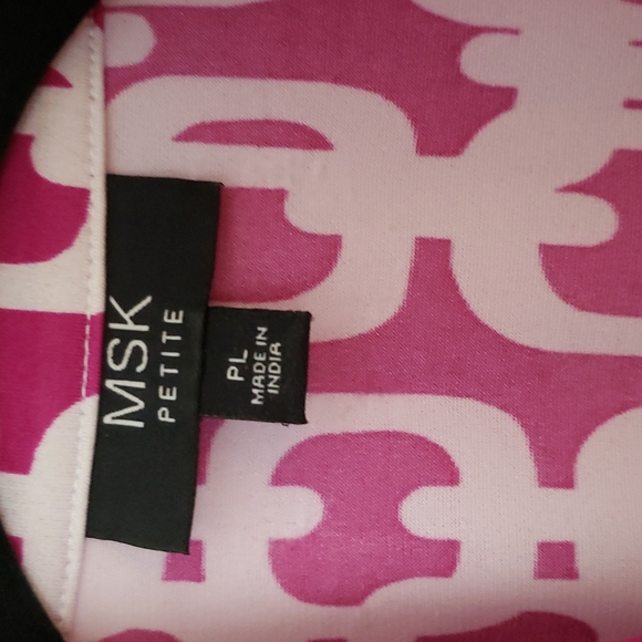 Golf Dress - Short-sleeved button-down - Picture 4 of 6